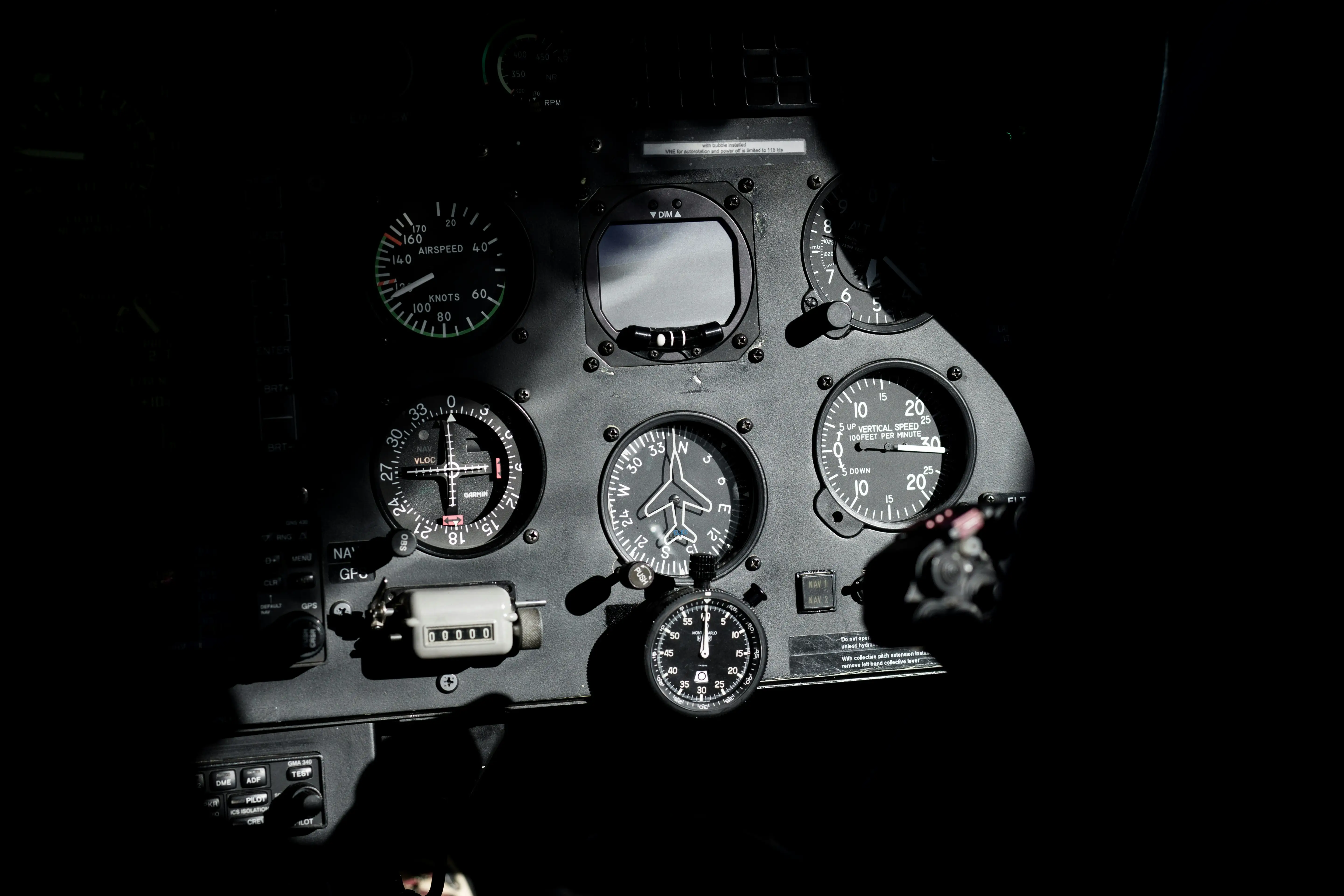 sun city aviation academy cockpit instruments