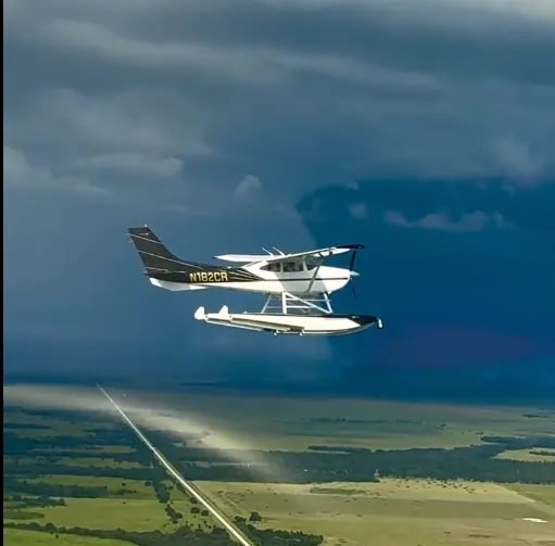 Seaplane flight training for Orlando-area pilots
