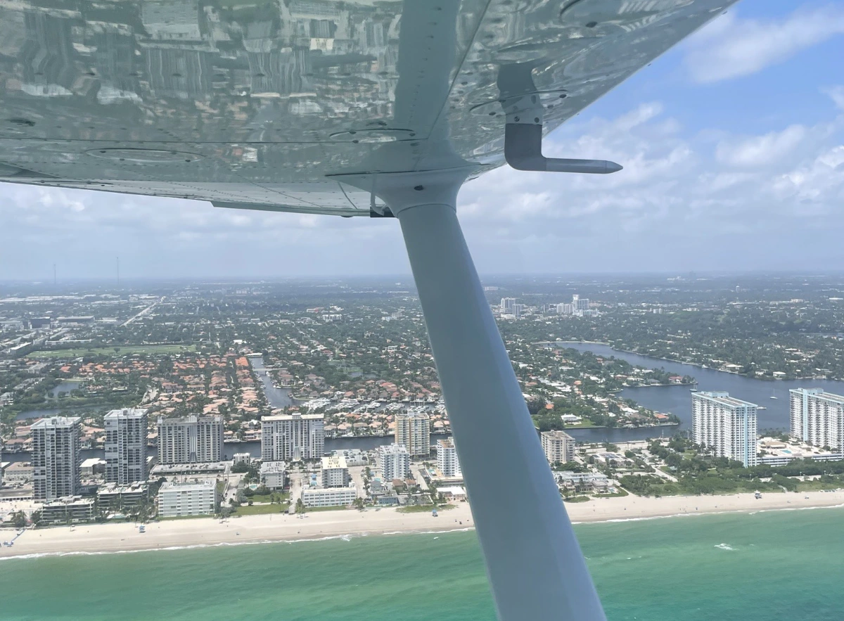 Sun City Aviation Academy Blog - How to Become a Commercial Pilot in Florida: Steps, Requirements, and Tips